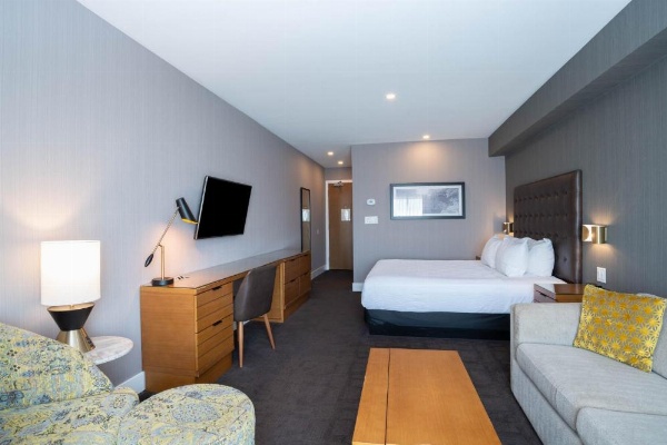 Sandman Hotel Hamilton image 27