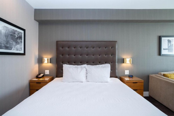 Sandman Hotel Hamilton image 28